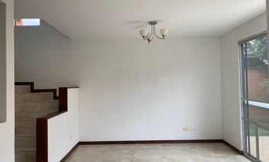 casa en venta en hacienda el castillo. Cod V107718