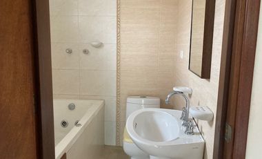 casa en venta en hacienda el castillo. Cod V107718