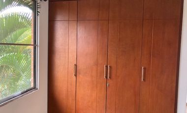 casa en venta en hacienda el castillo. Cod V107718