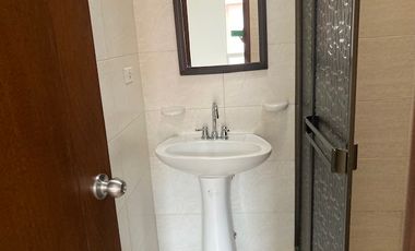 casa en venta en hacienda el castillo. Cod V107718