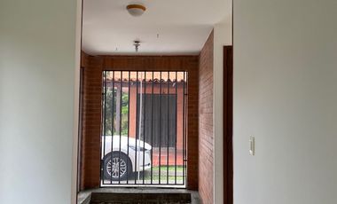 casa en venta en hacienda el castillo. Cod V107718