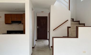 casa en venta en hacienda el castillo. Cod V107718