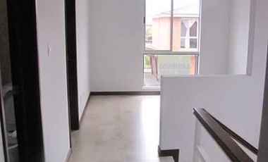 casa en venta en hacienda el castillo. Cod V107718