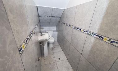 SE VENDE CASA COMERCIAL EN AVENIDA - CARABAYLLO
