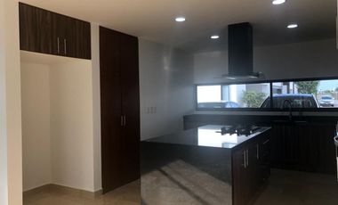 Casa en Venta ParqueNayarit, Lomas de Angelopolis, Cascatta