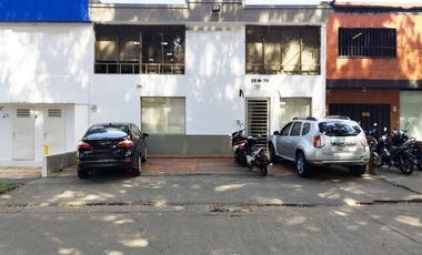 casa en arriendo en santa mónica residencial. Cod A11355