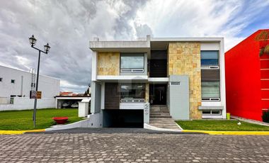 Residencia de 4 habitaciones en la Providencia Metepec