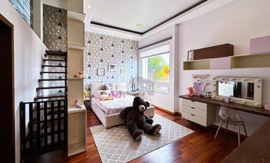 Residencia de 4 habitaciones en la Providencia Metepec