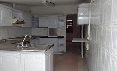 CASA EN ARRIENDO RIVIERA