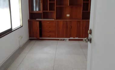 CASA EN ARRIENDO RIVIERA