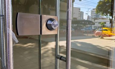 VENTA DE LOCAL COMERCIAL UBICADO EN SOTOMAYOR PROYECTO NUEVO. Cod V9574