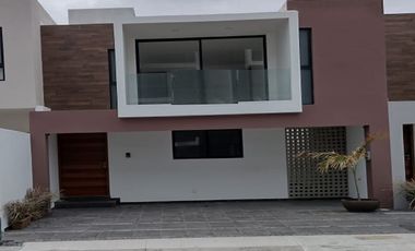 CASA NUEVA EN VENTA FRACC. MALLORCA EN LA RIVIERA VERACRUZANA