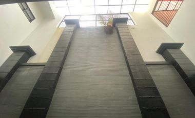 Rumah 2 Lantai Full Furnished Disewakan Cocok untuk Kantor di Mendawai Kramat Pela Kebayoran Baru Jaksel