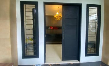 Rumah 2 Lantai Full Furnished Disewakan Cocok untuk Kantor di Mendawai Kramat Pela Kebayoran Baru Jaksel