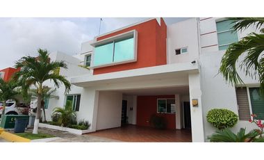 Casa en venta, fraccionamiento Hacienda Casa Blanca II; Villahermosa, Tabasco.