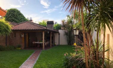 Casa en venta en Villa Luzuriaga