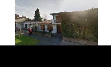 Casa en venta en Villa Luzuriaga