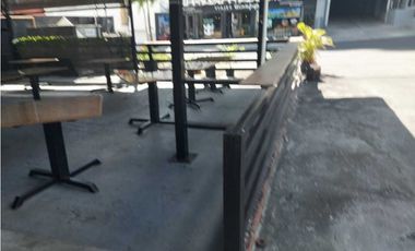 ALQUILER LOCAL IDEAL PARA RESTAURANT 400 M2 DOS CAMPANAS INDUSTRIALES