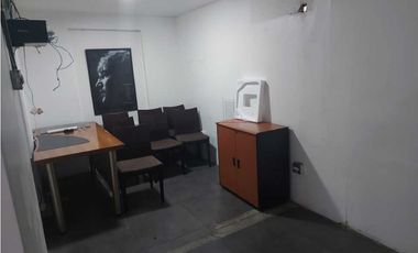 ALQUILER LOCAL IDEAL PARA RESTAURANT 400 M2 DOS CAMPANAS INDUSTRIALES