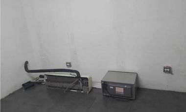 ALQUILER LOCAL IDEAL PARA RESTAURANT 400 M2 DOS CAMPANAS INDUSTRIALES