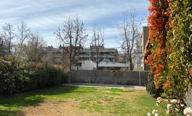 CASA EN VENTA, 4D+3B, LO BARNECHEA