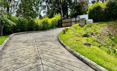 Casa Campestre en venta en Las Palmas Envigado