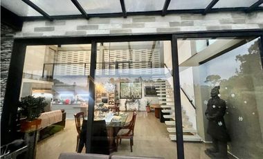 Casa Campestre en venta en Las Palmas Envigado