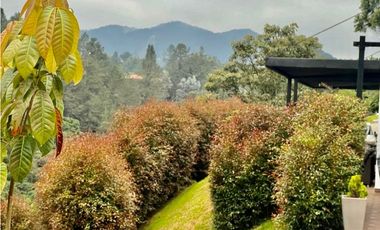 Casa Campestre en venta en Las Palmas Envigado