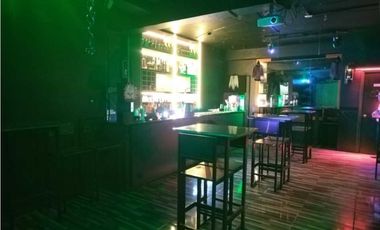 Se Vende Restaurante de 4 Ambiente en Bella Vista