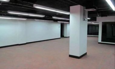 Arriendo local en Suramericana, Medellín