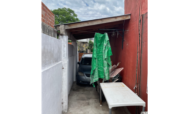 AZURDUY 1268 entre Ramón Lista y Del Colegio