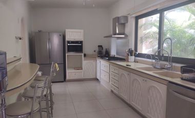 Casa en Marina Brisas