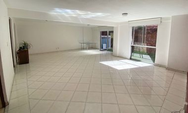 Con jardín propio, cerca Santa Fe, Oportunidad