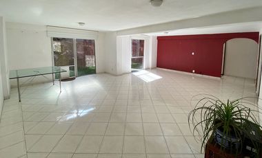 Con jardín propio, cerca Santa Fe, Oportunidad