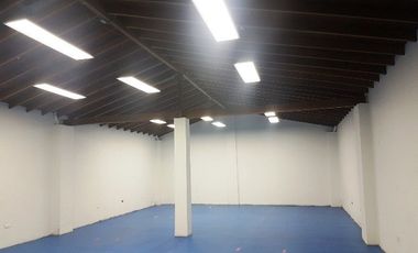 PR10870 BODEGA A LA VENTA EN EL SECTOR DE GUAYABAL