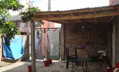 CASA 6 AMBIENTES CON LOCAL SAN JUSTO