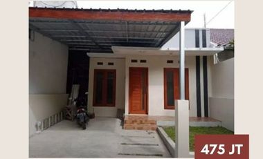 DIJUAL RUMAH SIAP HUNI DI NGEMPLAK SLEMAN, HARGA MURAH BONUS KANOPI