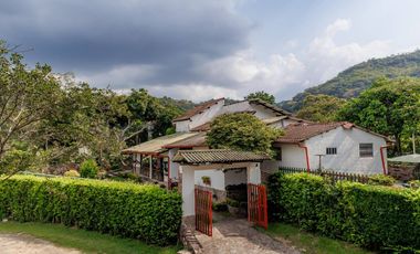 casa campestre en venta en salto de versalles. Cod V9618171