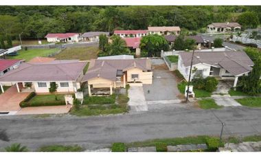 ALQUILO  CASA EN DAVID