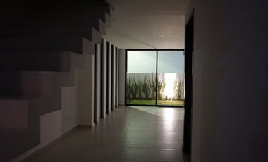 CASA EN RENTA EN PUEBLA  LOMAS DE ANGELOPOLIS PUEBLA