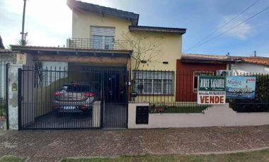 Chalet en venta en Villa Luzuriaga