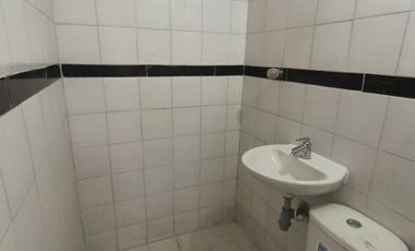 apartamento en arriendo en el centro. Cod A125819
