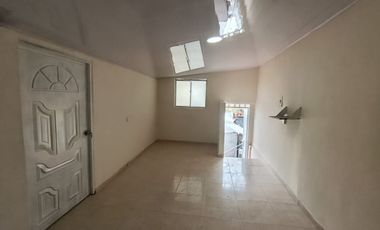 apartamento en arriendo en el centro. Cod A125819