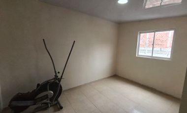 apartamento en arriendo en el centro. Cod A125819