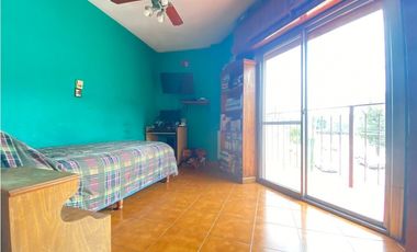 IMPEACBLE DEPARTAMENTO A 80 MTS. COLECTORA ACCESO OESTE (Opc local)