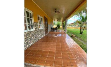 VENDO CASA EN POTRERILLOS CON AREA DE BAR