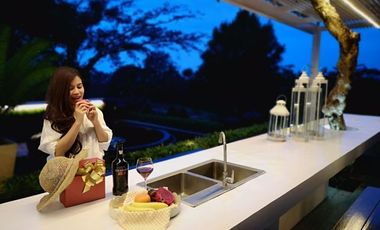 Villa Taman Dayu Pandaan Tropical Style Golf View