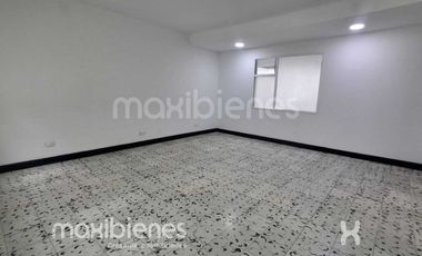 casa en arriendo en la castellana. Cod A68504