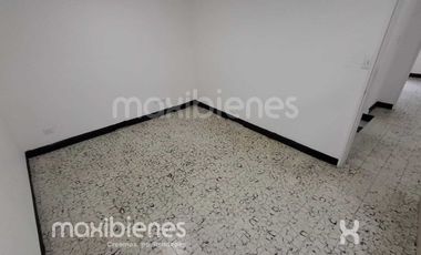 casa en arriendo en la castellana. Cod A68504