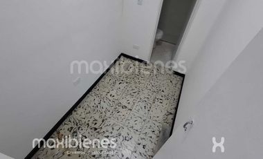 casa en arriendo en la castellana. Cod A68504